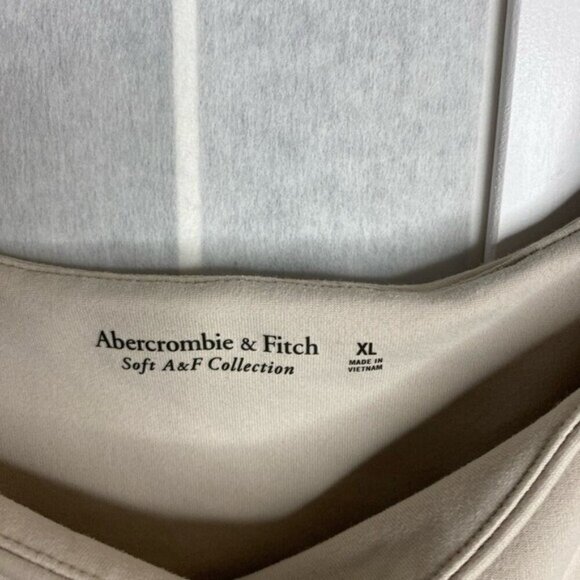 NWOT ABERCROMBIE & FITCH BODYSUIT - Picture 4 of 4